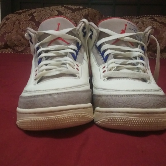 Jordan 3's "Knicks" - Picture 5 of 5